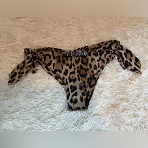 Moschino swim bottoms L
